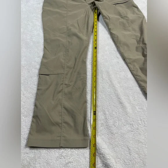 Duluth Trading Co Womens Size 36w Dry on the Fly Pants Beige - Picture 9 of 10
